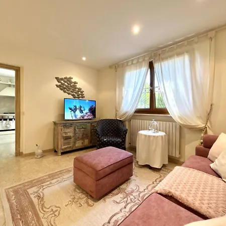 Stefano By Interhome Forte dei Marmi